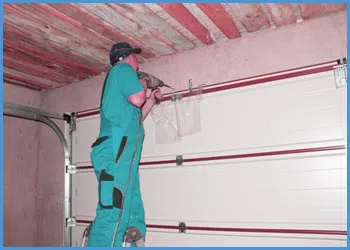 United Garage Door Richmond Hill, NY 347-354-6961 - door-maintaince-15-05m